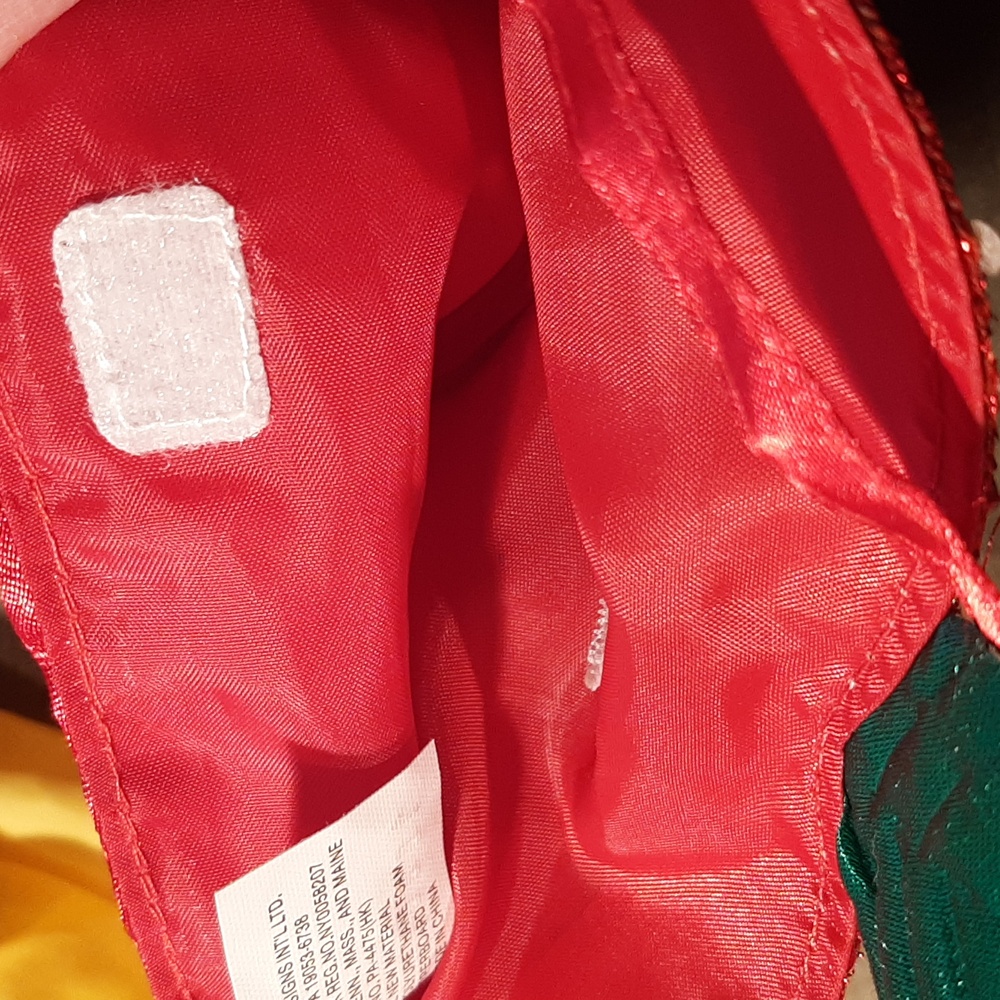 Disney Snow White Kids Costume - Blue, Red, and Yellow And Matching Purse - Picture 12 of 12